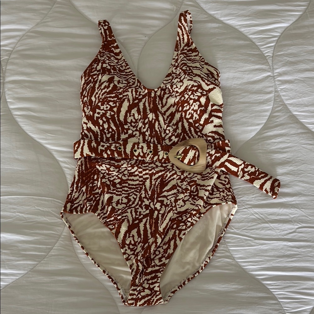 NWT Animal Print One-Piece Swimsuit with Belt